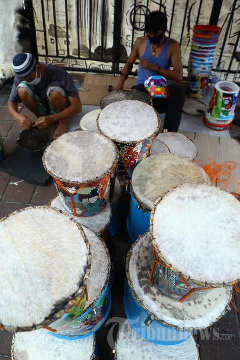 Omzet Penjual Beduk Musiman Menurun