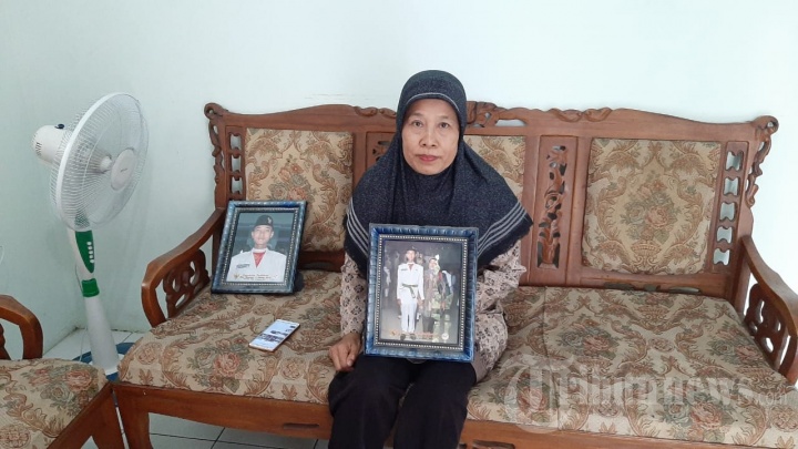 Orang Tua dari WNI yang Sedang Dikarantina