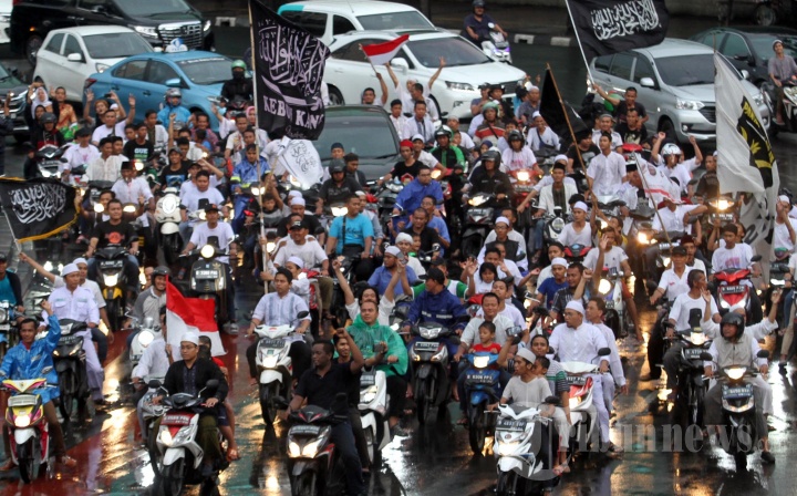 Ormas Konvoi Rayakan Kemenangan