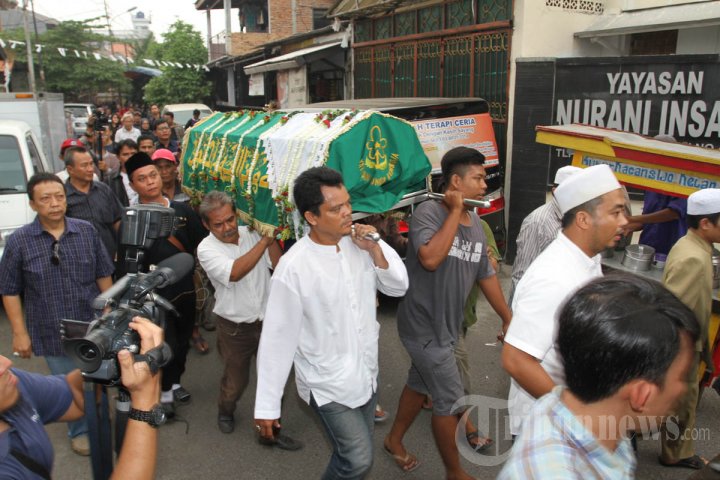 Pak Raden Dimakamkan