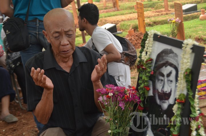 Pak Raden Dimakamkan