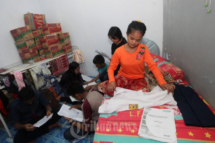 Palajar SMPN 5 Makassar UN Menginap di UKS