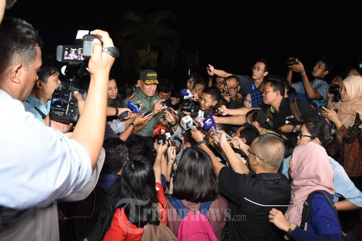Palima TNI Dikerubuti Wartawan Usai Acara Silaturahmi