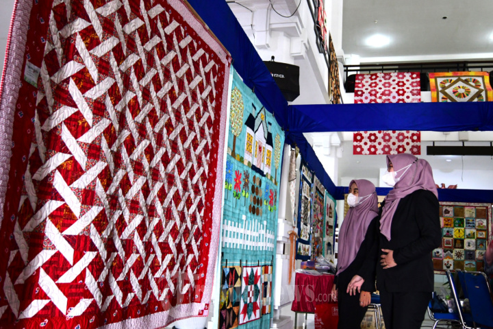 Pameran Kain Perca Seni Kriya Tekstil Bertajuk Parade Perca
