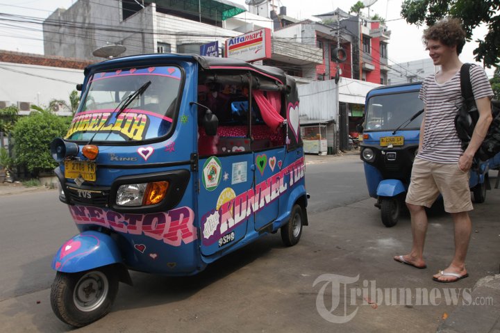 Pameran Market Share