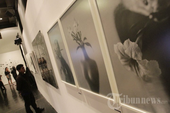 Pameran No Other Color Martell Art Exhibition