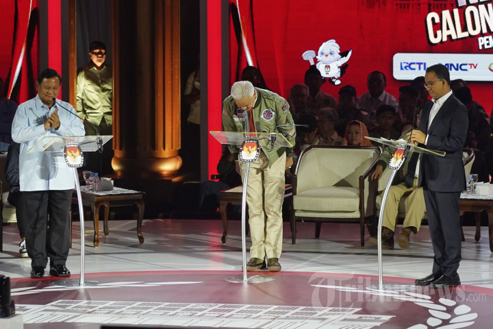 Panasnya Suasana Debat Ketiga Calon Presiden 2024