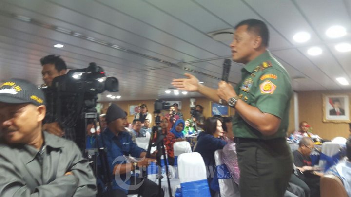 Panglima Ceramah Didepan 240 Awak Media