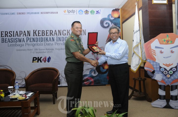 Panglima TNI Beri Pengarahan 125 Calon Master dan Doktor