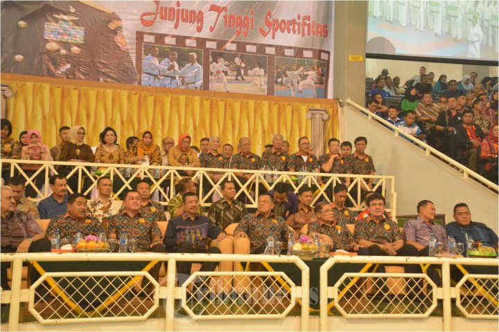 Panglima TNI Buka Kejurnas Karate Pra Kualifikasi PON 2015