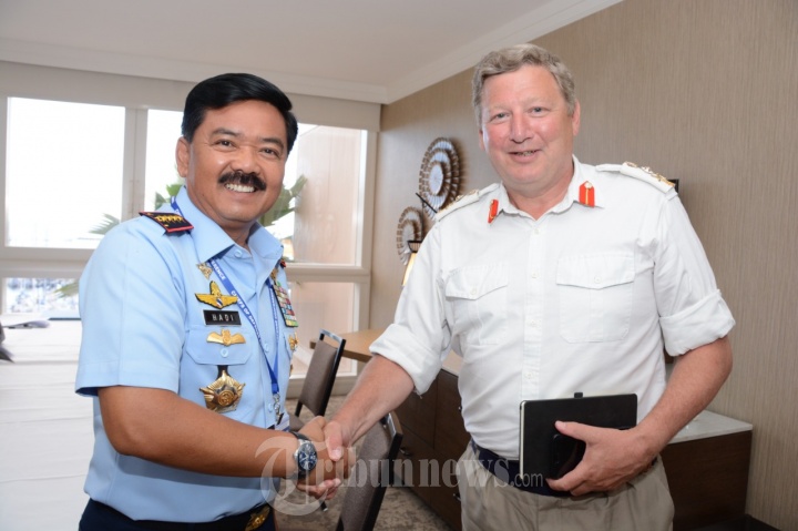 Panglima TNI Dengan Panglima Angkatan Bersenjata Inggris