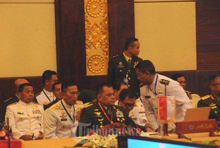 Panglima TNI Hadiri Pertemuan ACDFIM ke-13 di Laos