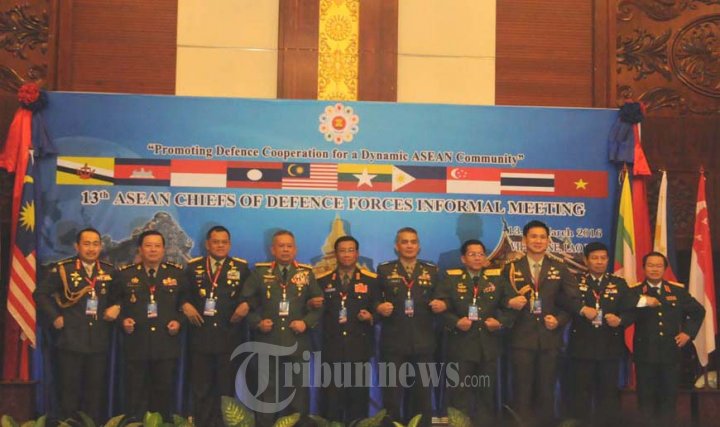 Panglima TNI Ikuti Sidang ACDFIM 2016 di Laos