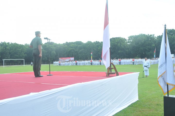 Panglima TNI Karate Membentuk Jiwa Ksatria