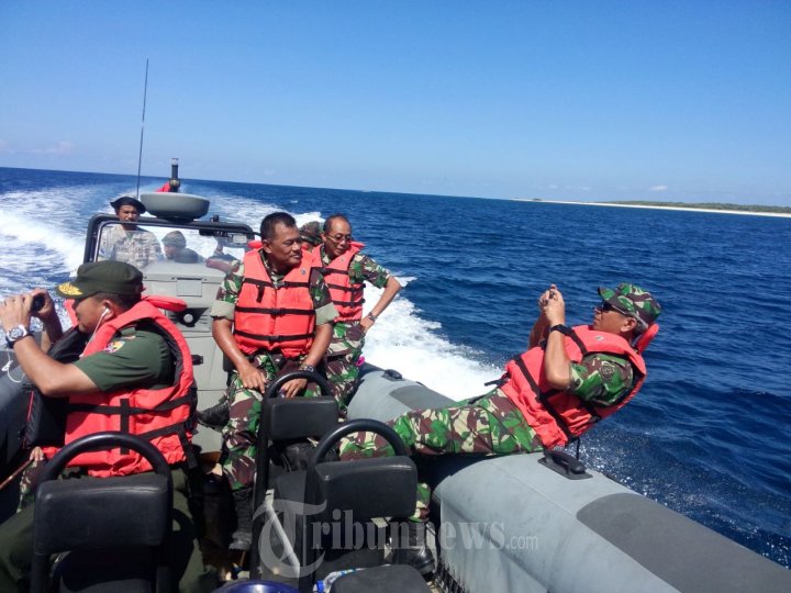 Panglima TNI Kunjungi Pulau Ndana NTT