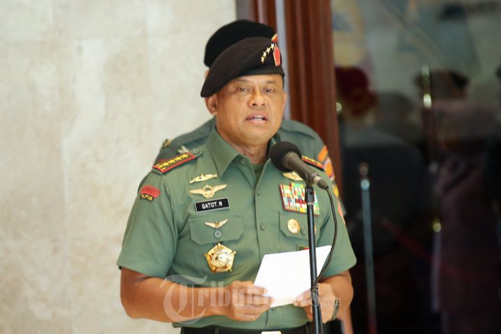 Panglima TNI Pimpin Upacara Kenaikan Pangakat 12 PATI TNI