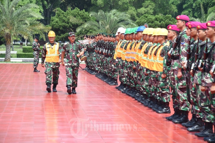 Panglima TNI Pimpin Upacara Satgas Garuda Penanggulangan Karhutl
