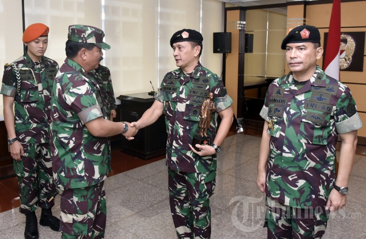 Panglima TNI Sertijab Kapuspen TNI di Jakarta