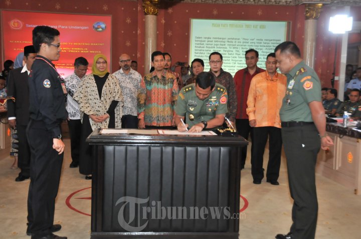 Panglima TNI Tandatangani Pakta Pertahanan Proxy War Media