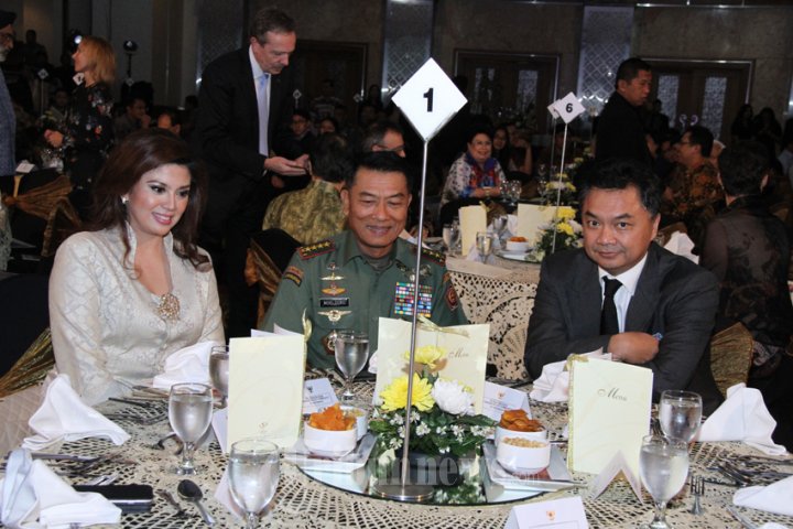 Panglima TNI Terima Penghargaan dari FPCI