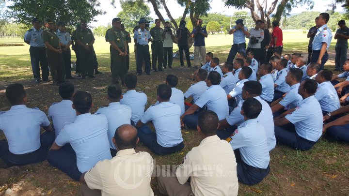 Panglima TNI Tinjau Tiga Satuan di Ambon