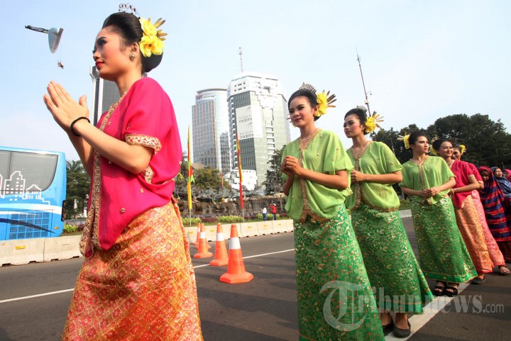 Parade Budaya Lombok Sumbawa