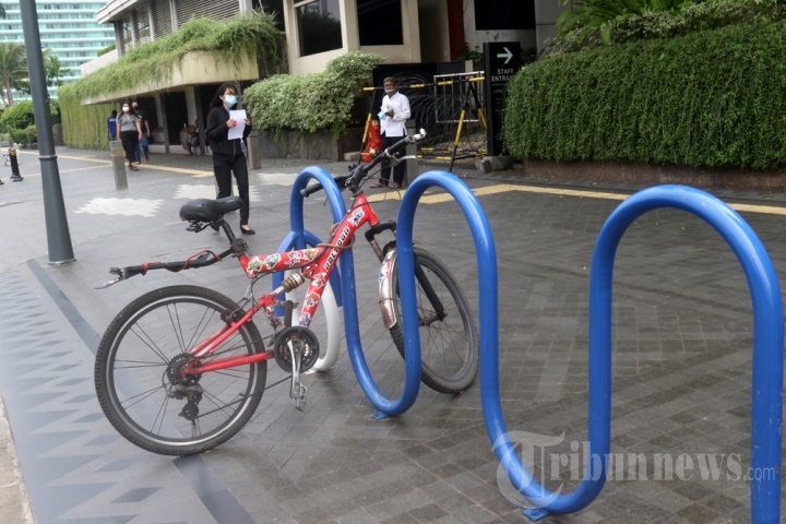 Parkir Sepeda Non-Lipat di Stasiun MRT