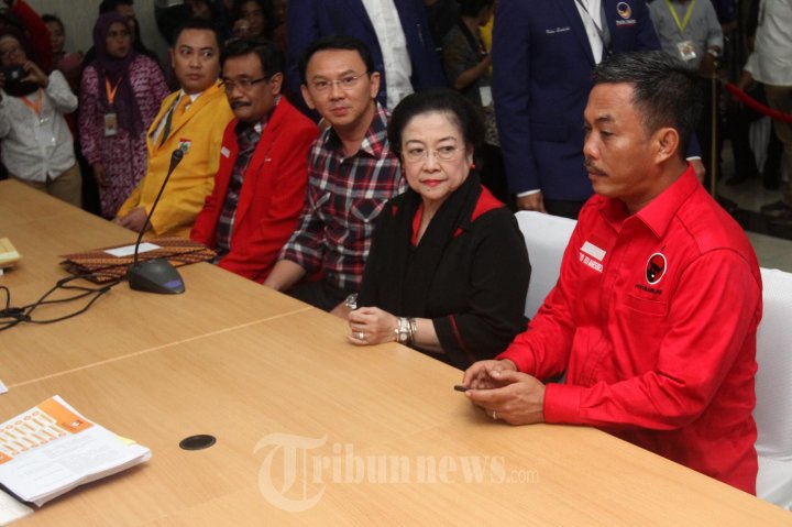 Pasangan Ahok Djarot Mendaftar Di KPUD DKI