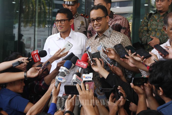 Pasangan Anies Baswedan-Sandiaga Uno Serahkan LHKPN