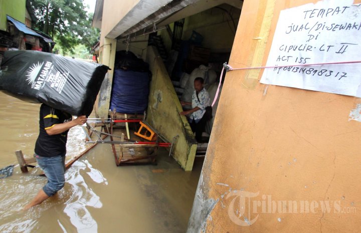 Pasar Cipulir Terendam Banjir