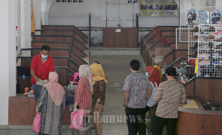 Pasar Johar Semarang Mulai Ramai Pedagang dan Pengunjung