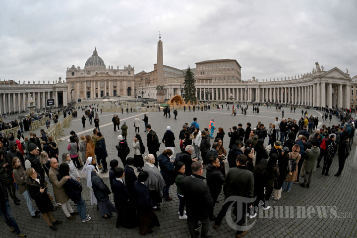 Paus Benediktus XVI Meninggal Dunia
