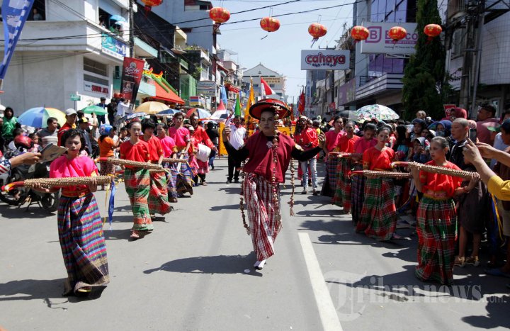 Pawai Cap Go Meh di Makassar