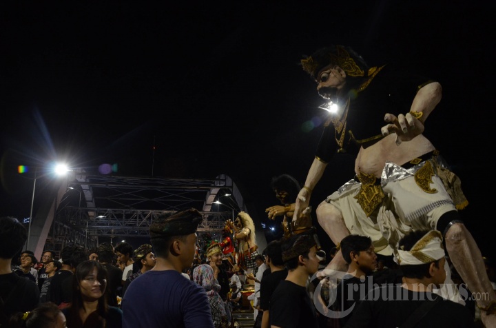 Pawai Ogoh-ogoh Jelang Nyepi