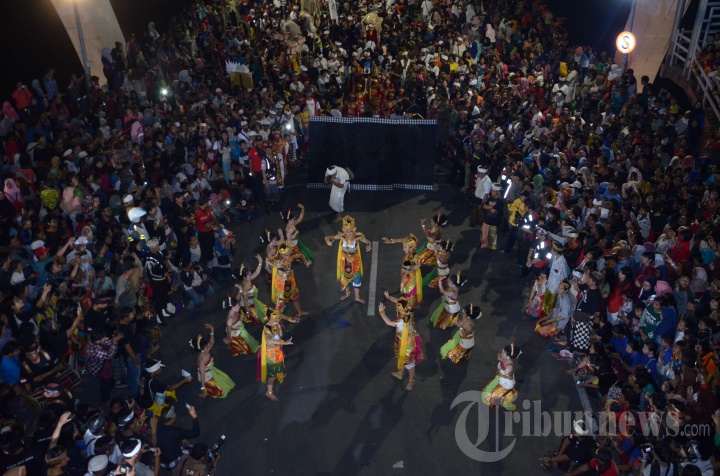 Pawai Ogoh-ogoh Jelang Nyepi