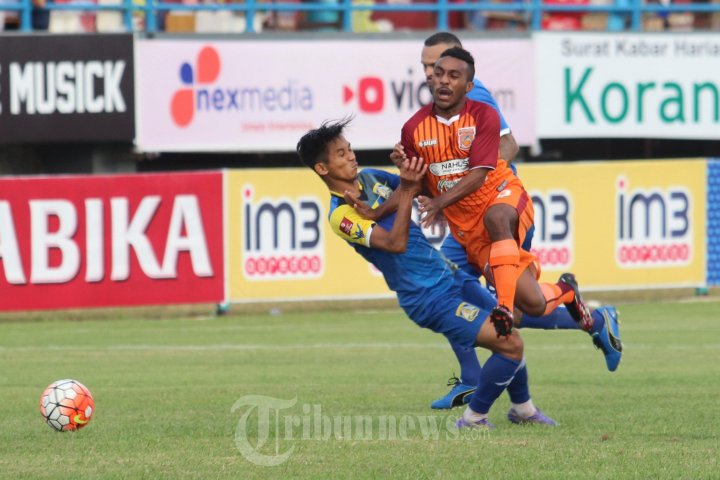 PBFC VS Persiba di Laga Torabika Soccer Championship