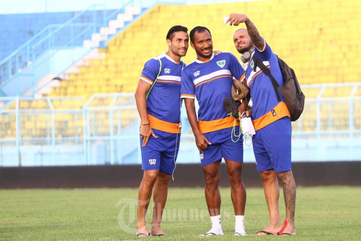 PBR Jamu Skuat Arema Cronus Piala Jenderal Sudirman 2015