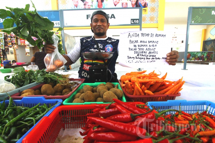 Pedagang Pasar Pintar Joyo Agung Siap Layanan Pesan Antar