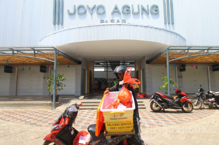 Pedagang Pasar Pintar Joyo Agung Siap Layanan Pesan Antar