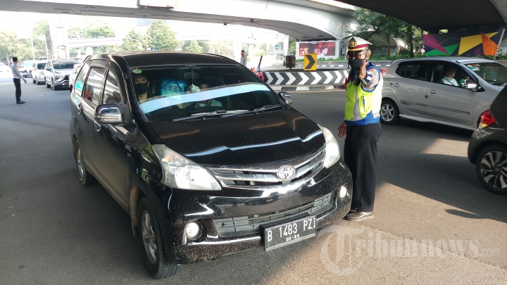 Pelanggar Aturan Ganjil Genap Mulai Ditilang