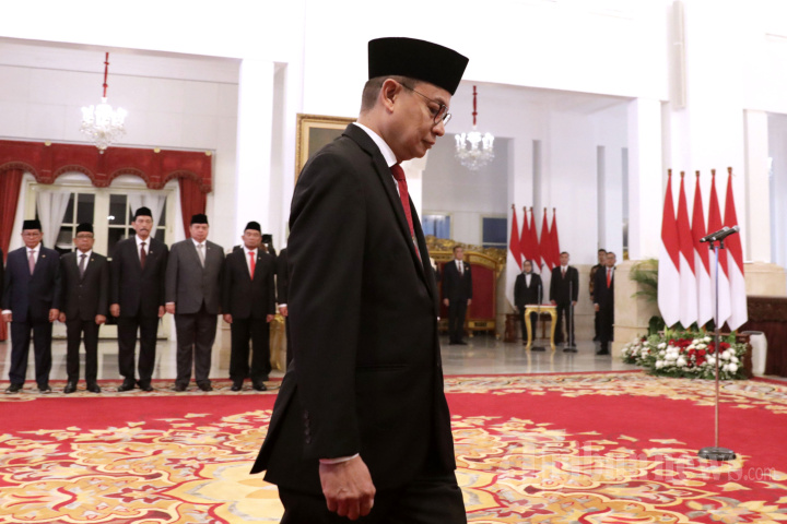 Pelantikan Kepala Badan Pemerintahan