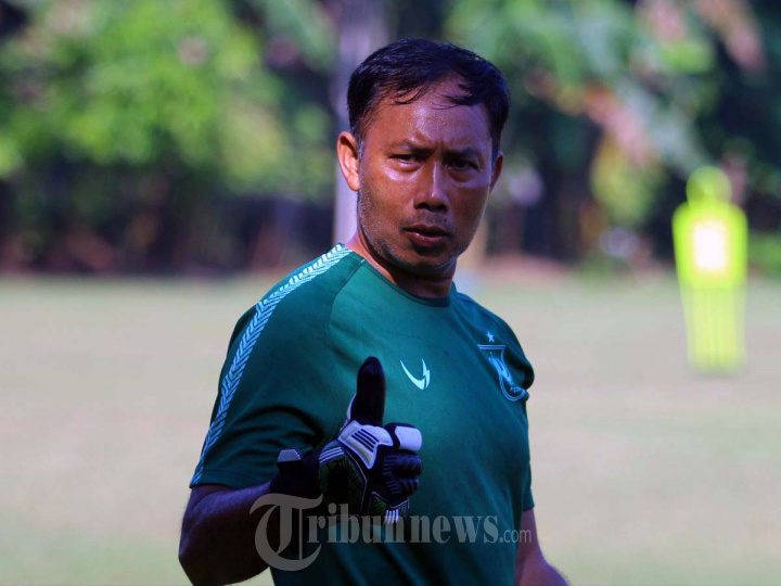 Pelatih kiper PSIS Semarang I Komang Putra