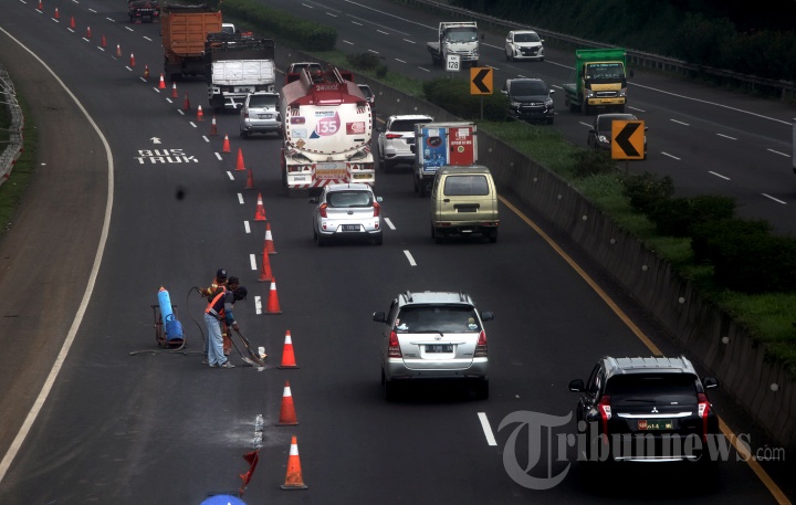 Pelebaran Jalan: Marka Jalan di Tol Purbaleunyi Dihapus