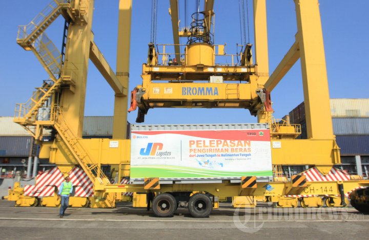 Pelepasan 3000 ton Beras Bulog Ke Kalimantan