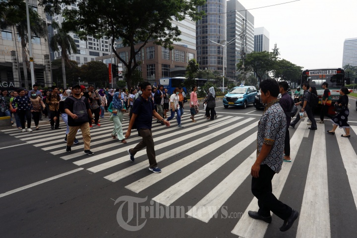 Pelican Crossing Jalan Jenderal Sudirman