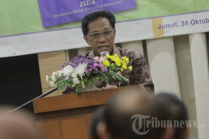 Peluncuran Buku Asuransi Menghadapi MEA