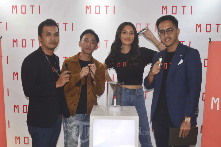 Peluncuran E-cigarette MOTI