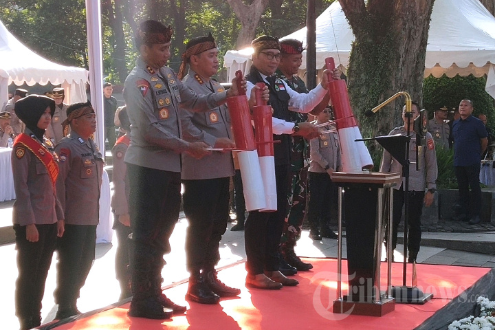 Peluncuran Polisi RW Polda Jawa Barat