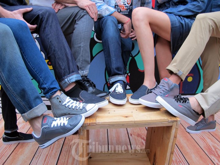Peluncuran Sepatu Levi