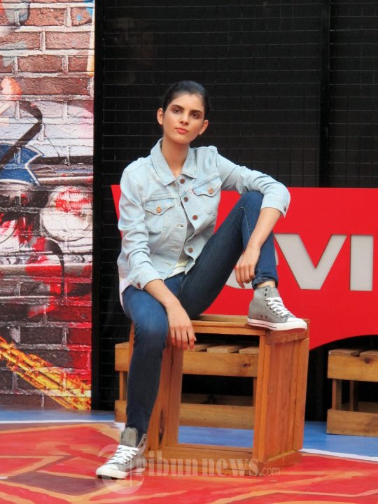 Peluncuran Sepatu Levi